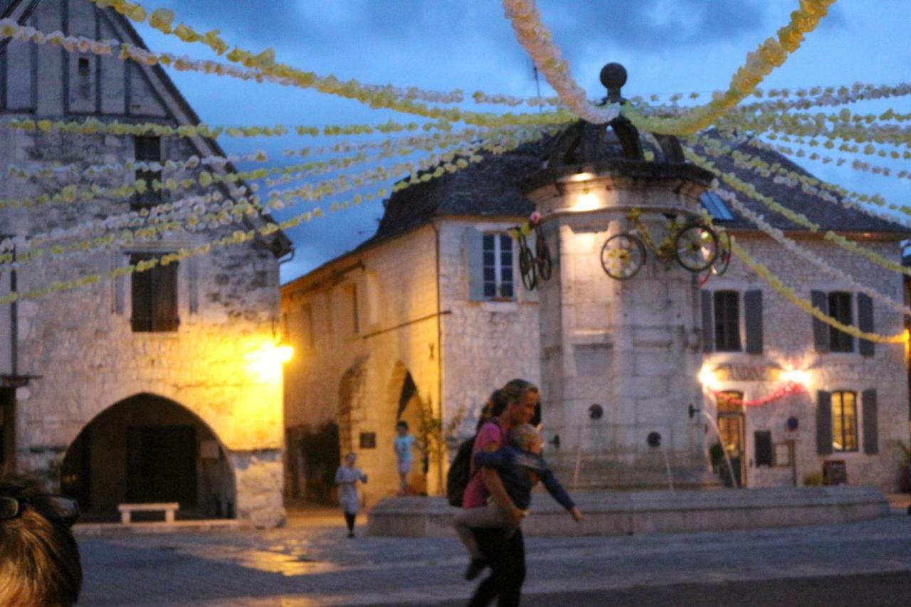 Maison D'Angle Eymet Bagian luar foto